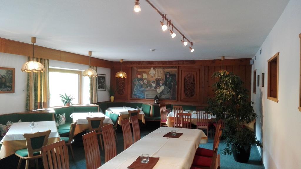 Bed and Breakfast Reschnerhof Резия Экстерьер фото