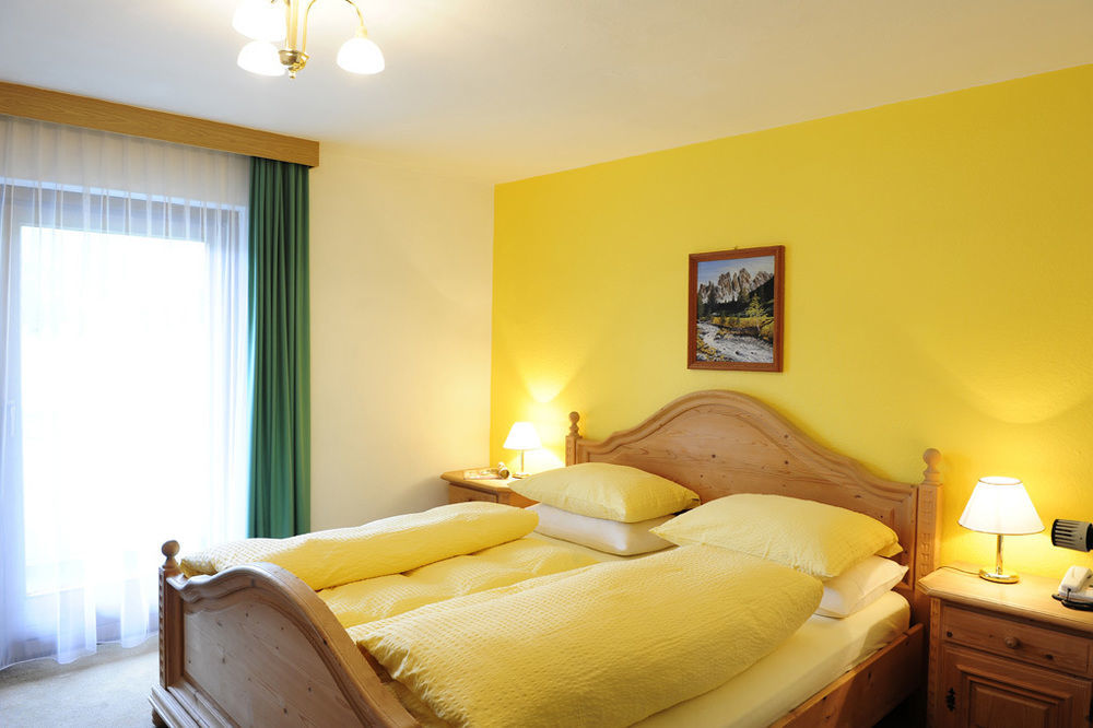 Bed and Breakfast Reschnerhof Резия Экстерьер фото